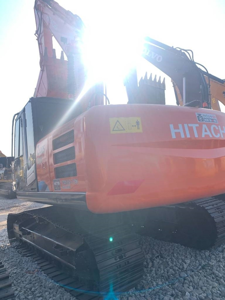 Hitachi Zaxis 200 LC - Гусеничний екскаватор: фото 5 Hitachi Zaxis 200 LC - Гусеничний екскаватор: фото 5
