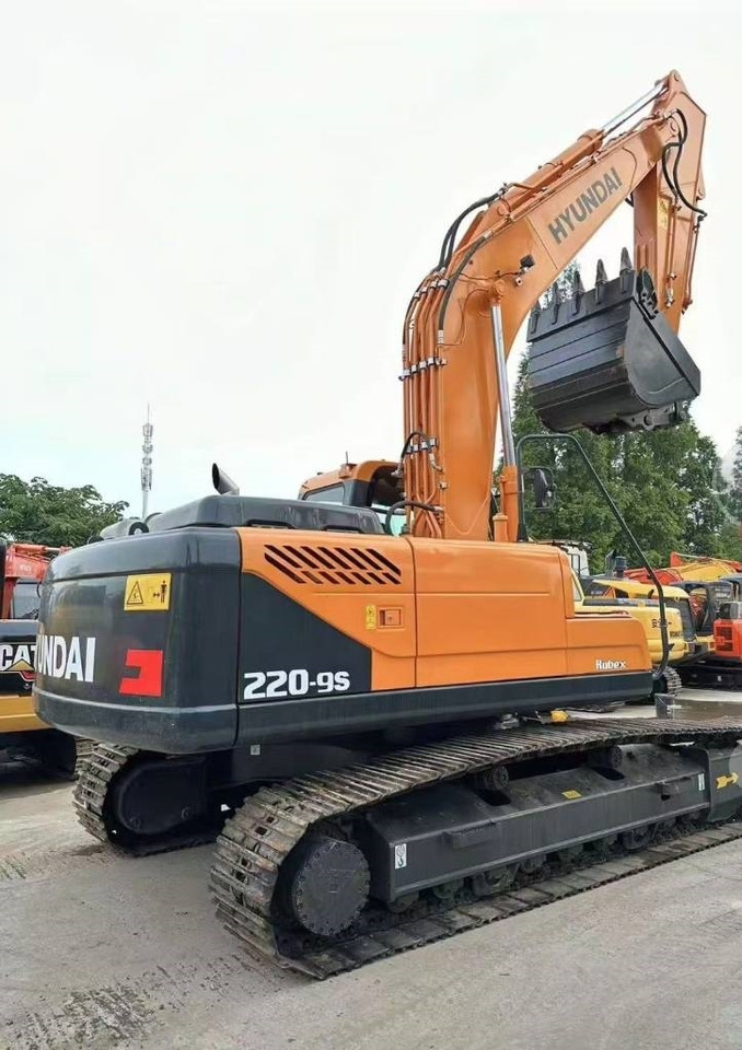 Hyundai 220-9 - Гусеничний екскаватор: фото 5 Hyundai 220-9 - Гусеничний екскаватор: фото 5