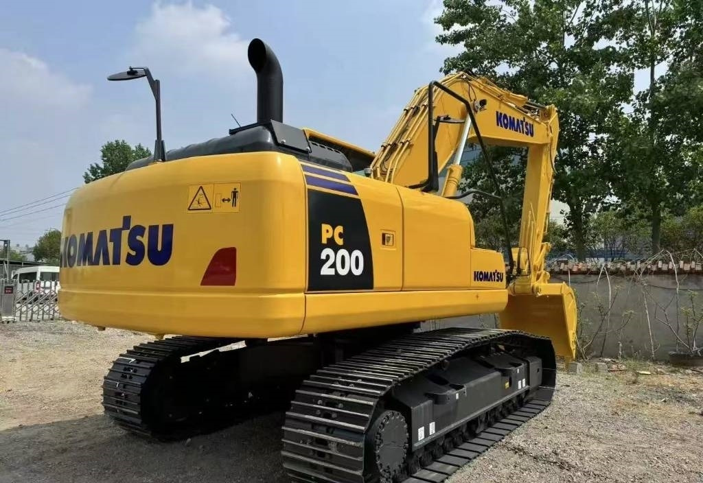 Komatsu PC 200-8 - Гусеничний екскаватор: фото 1 Komatsu PC 200-8 - Гусеничний екскаватор: фото 1