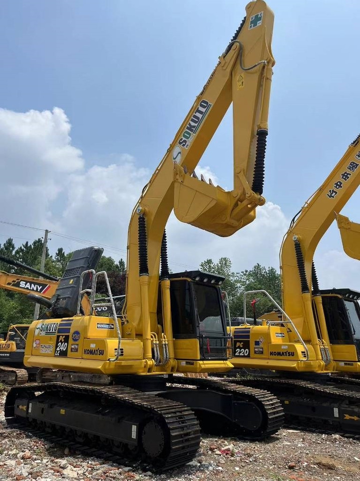 Komatsu PC 240-8 - Гусеничний екскаватор: фото 1 Komatsu PC 240-8 - Гусеничний екскаватор: фото 1