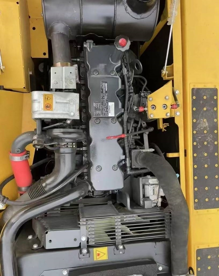 Komatsu PC 240 - Гусеничний екскаватор: фото 2 Komatsu PC 240 - Гусеничний екскаватор: фото 2