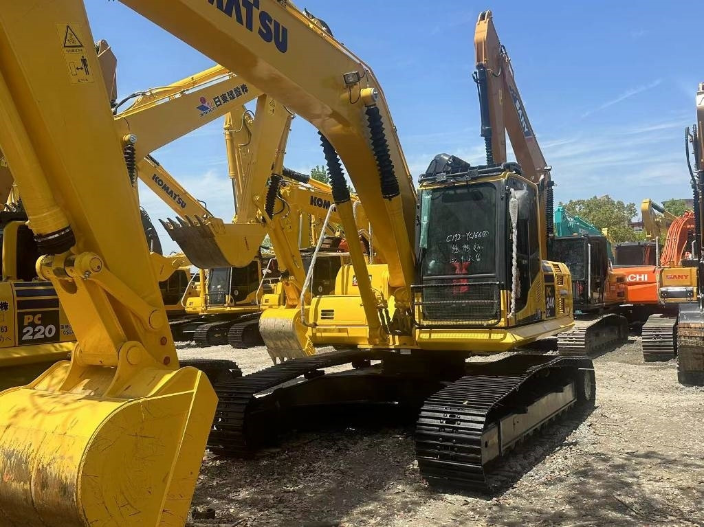 Komatsu PC 240 LC-8 - Гусеничний екскаватор: фото 1 Komatsu PC 240 LC-8 - Гусеничний екскаватор: фото 1