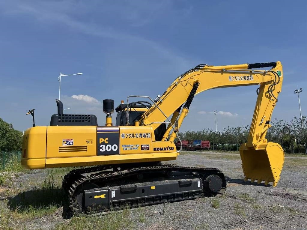 Komatsu PC 300 - Гусеничний екскаватор: фото 2 Komatsu PC 300 - Гусеничний екскаватор: фото 2