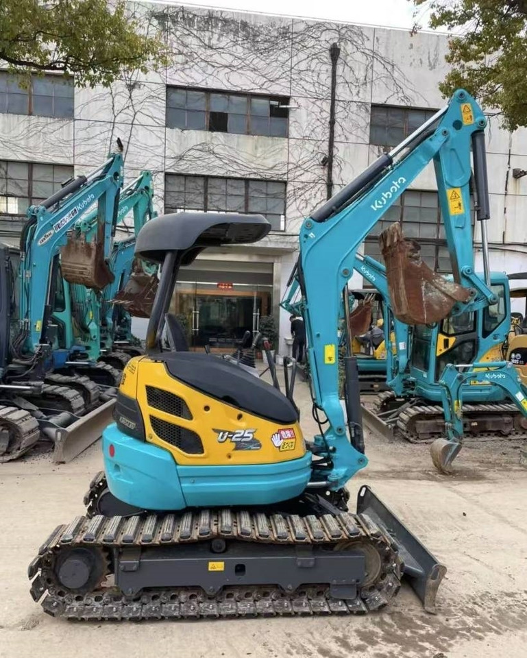 Kubota 25 - Міні-екскаватор: фото 4 Kubota 25 - Міні-екскаватор: фото 4