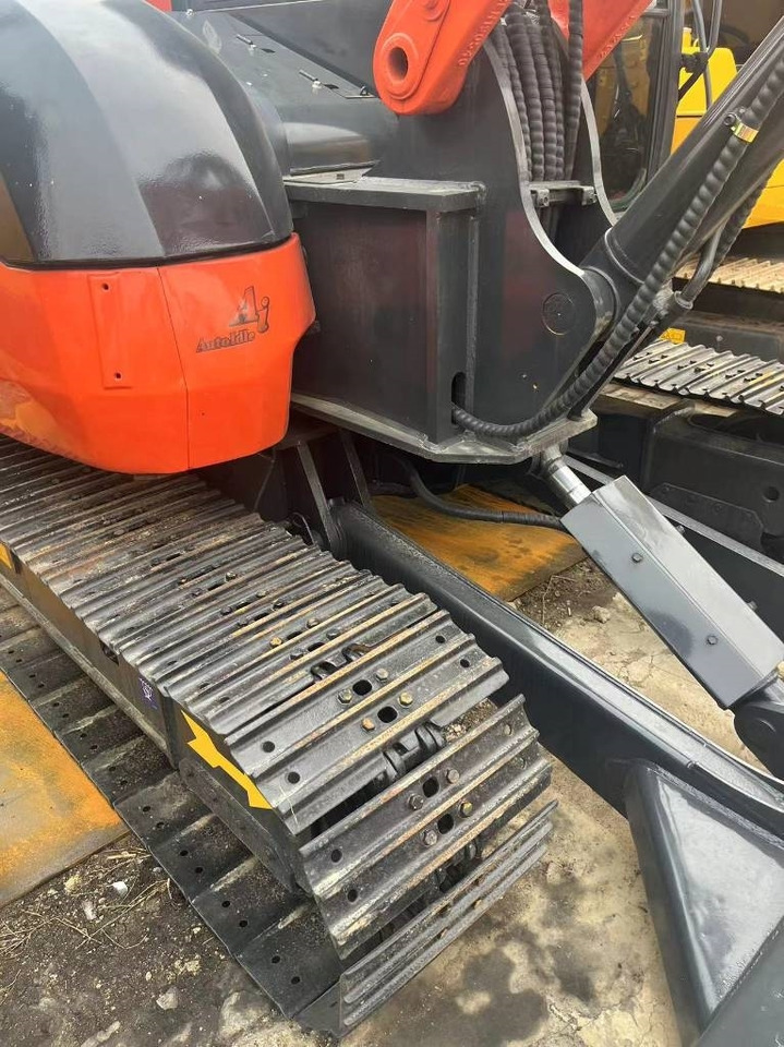 Гусеничний екскаватор Kubota KX 183: фото 8 Гусеничний екскаватор Kubota KX 183: фото 8