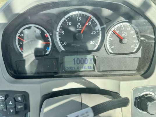 Valtra T174 VERSU - Трактор: фото 3 Valtra T174 VERSU - Трактор: фото 3