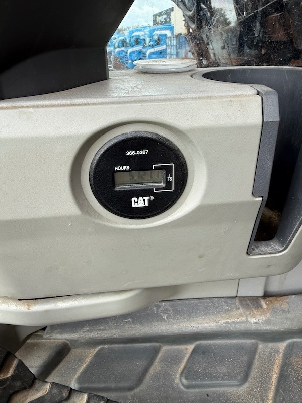 Гусеничний екскаватор CAT 374 F L: фото 17