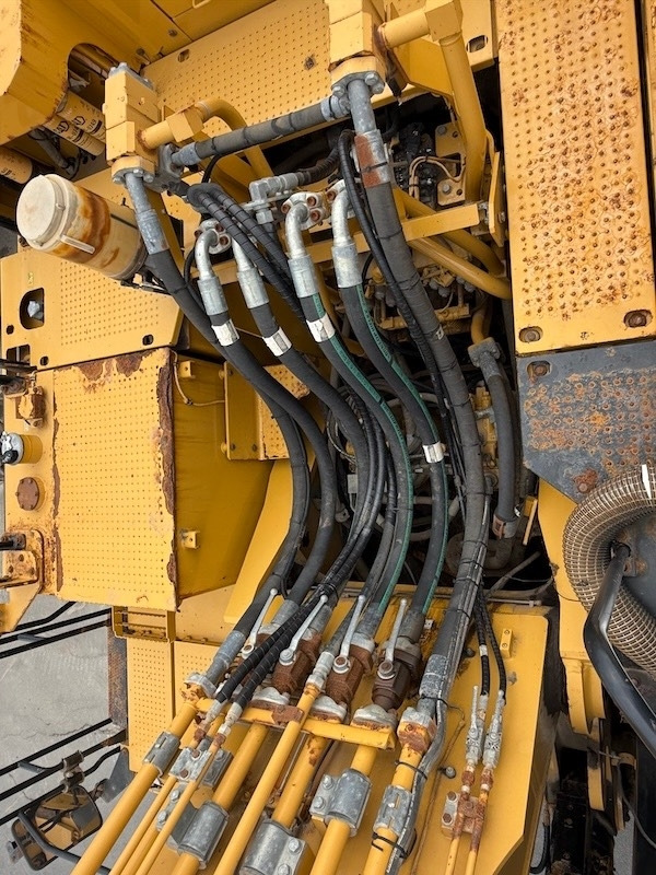 Гусеничний екскаватор CAT 374 F L: фото 24