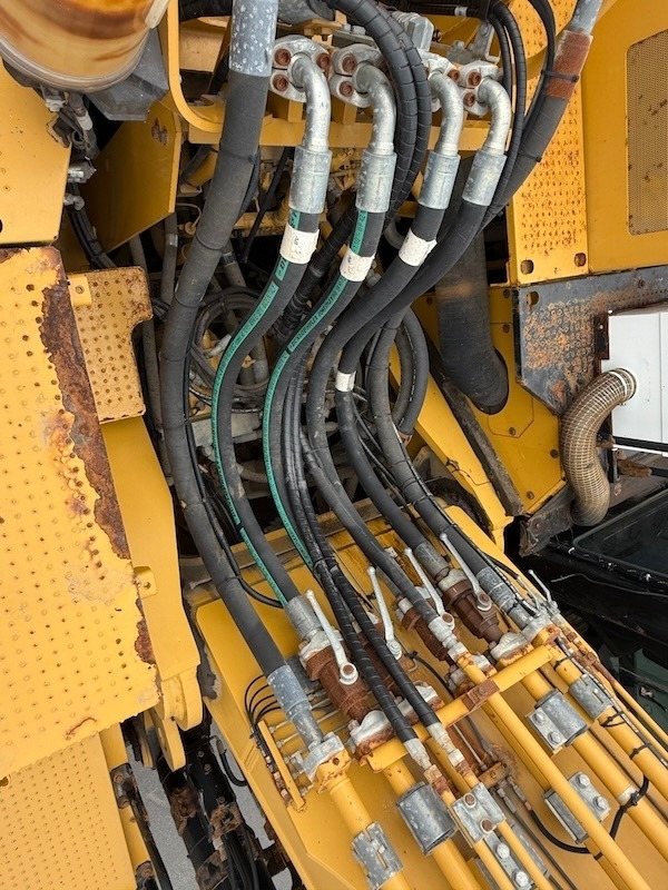 Гусеничний екскаватор CAT 374 F L: фото 29