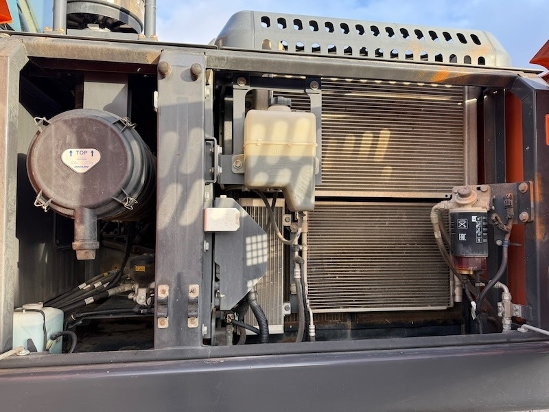 Екскаватор Doosan DX 225 LC-5: фото 7 Екскаватор Doosan DX 225 LC-5: фото 7