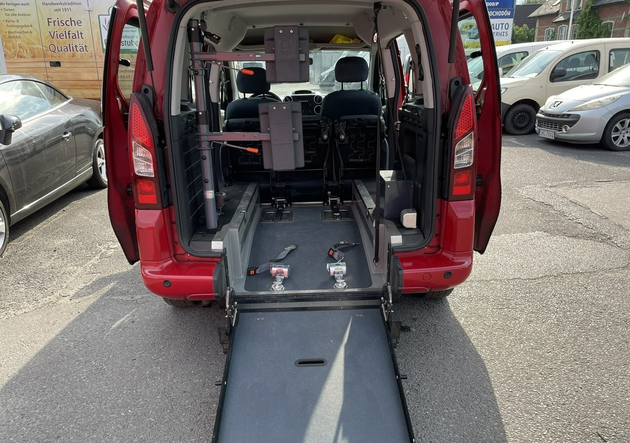 Citroen Berlingo II Berlingo 1.6 do przewozu Niepełnosprawnych inwalida rampa 2018 - Легковий автомобіль: фото 3 Citroen Berlingo II Berlingo 1.6 do przewozu Niepełnosprawnych inwalida rampa 2018 - Легковий автомобіль: фото 3