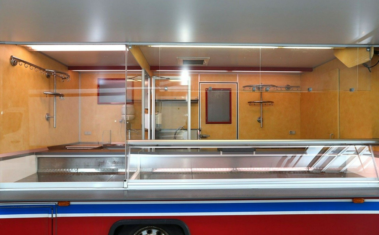 Fiat Ducato Autosklep Gastronomiczny Food Truck Foodtruck sklep W-zasil Borco 20 - Торговий вантажівка: фото 3 Fiat Ducato Autosklep Gastronomiczny Food Truck Foodtruck sklep W-zasil Borco 20 - Торговий вантажівка: фото 3
