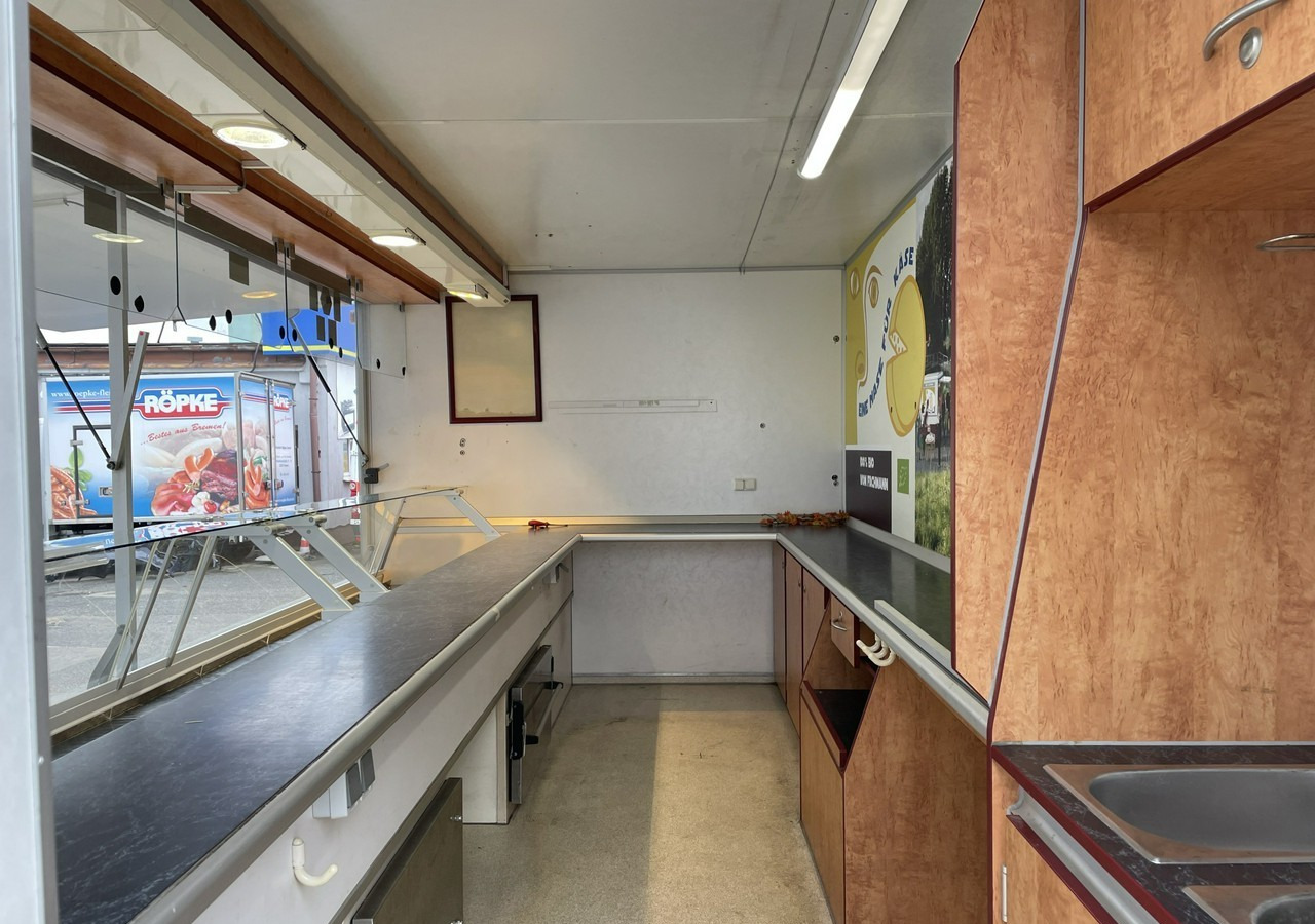 Fiat Ducato Autosklep przyczepa Gastronomiczny Food Truck Foodtruck sklep Borco - Торговий причіп: фото 4 Fiat Ducato Autosklep przyczepa Gastronomiczny Food Truck Foodtruck sklep Borco - Торговий причіп: фото 4
