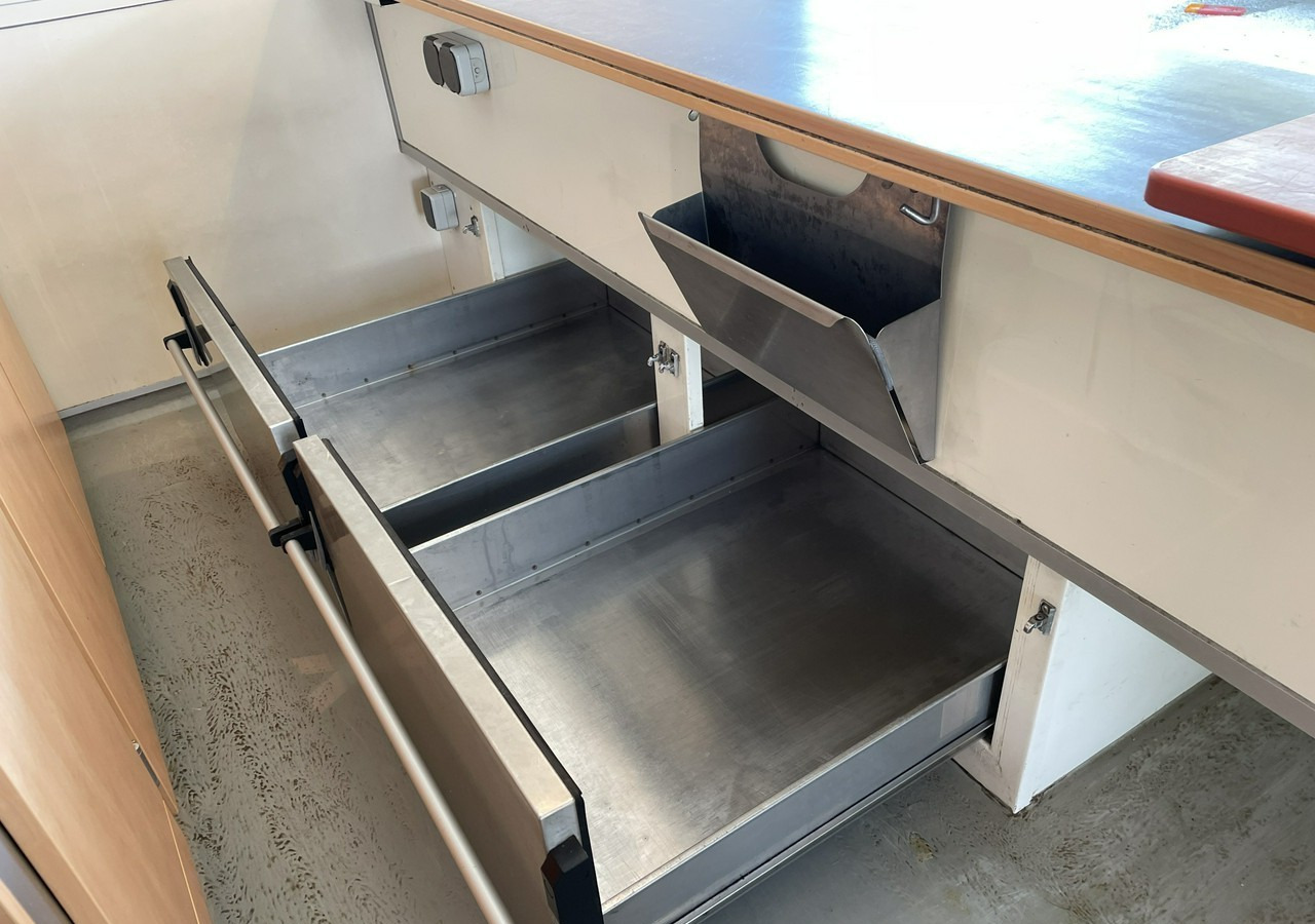 Fiat Ducato Autosklep wędlin Gastronomiczny Food Truck Foodtruck Sklep Borco - Торговий вантажівка: фото 4 Fiat Ducato Autosklep wędlin Gastronomiczny Food Truck Foodtruck Sklep Borco - Торговий вантажівка: фото 4
