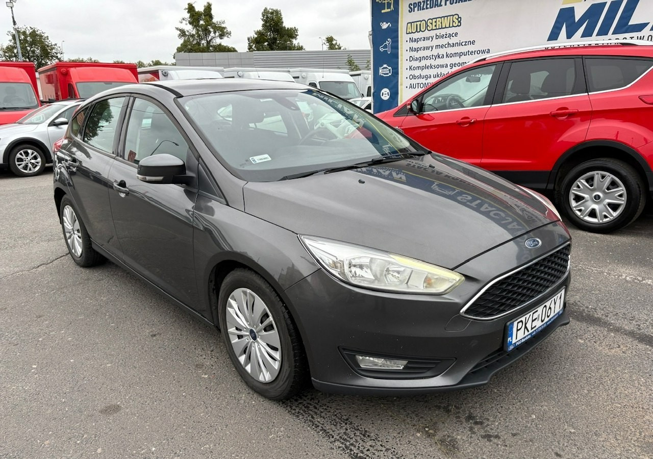 Ford Focus III Focus 1.0 EcoBoost Klima Salon PL 2015 - Хетчбек: фото 2 Ford Focus III Focus 1.0 EcoBoost Klima Salon PL 2015 - Хетчбек: фото 2