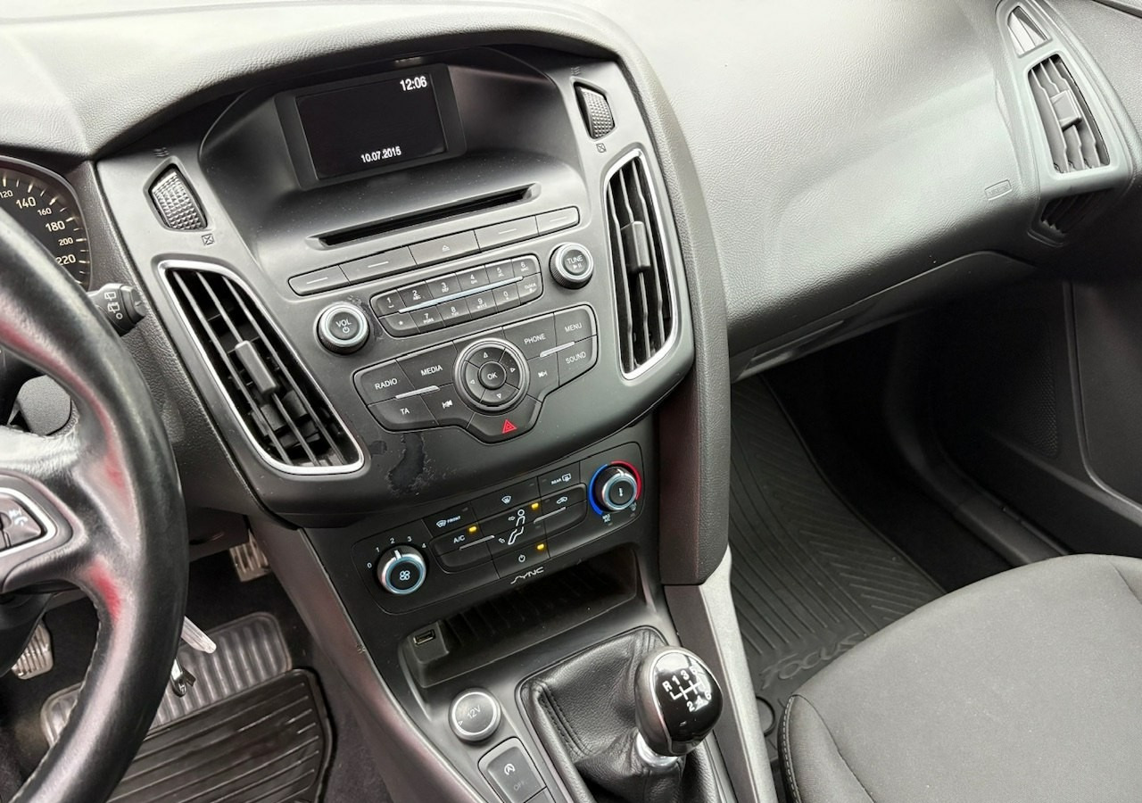 Хетчбек Ford Focus III Focus 1.0 EcoBoost Klima Salon PL 2015: фото 16