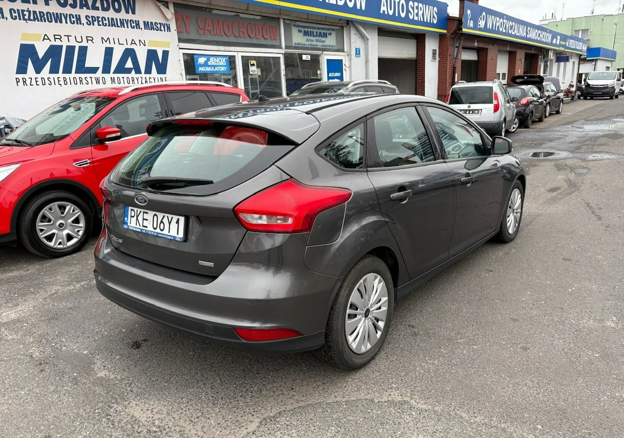 Ford Focus III Focus 1.0 EcoBoost Klima Salon PL 2015 - Хетчбек: фото 4 Ford Focus III Focus 1.0 EcoBoost Klima Salon PL 2015 - Хетчбек: фото 4