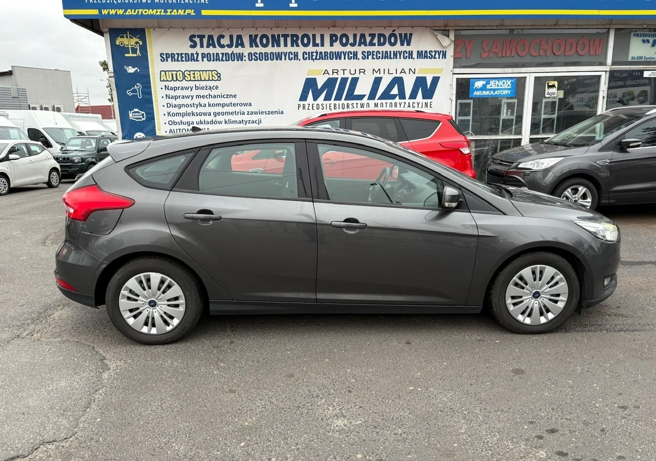 Ford Focus III Focus 1.0 EcoBoost Klima Salon PL 2015 - Хетчбек: фото 3 Ford Focus III Focus 1.0 EcoBoost Klima Salon PL 2015 - Хетчбек: фото 3
