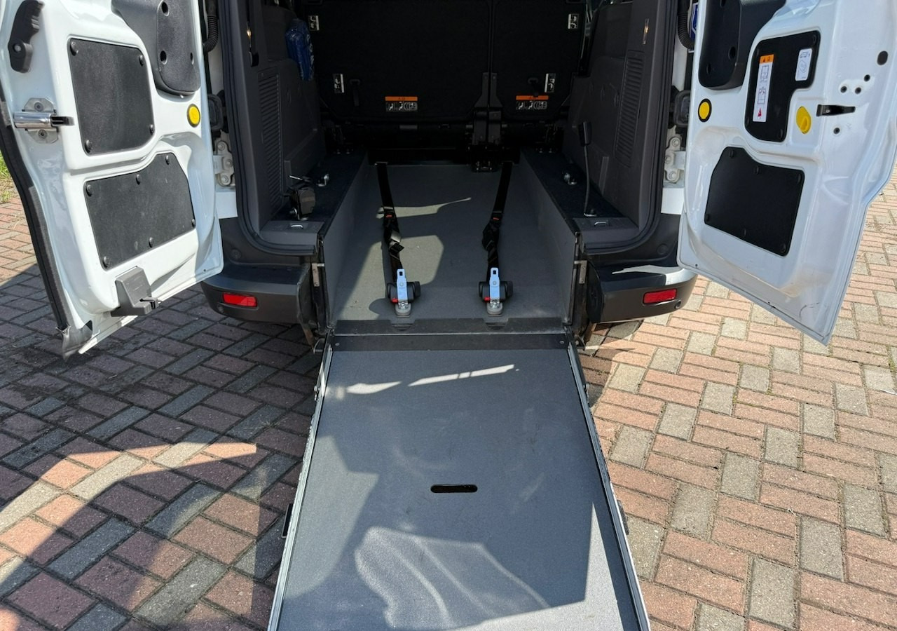 Ford Tourneo Connect II Connect dla niepełnosprawnych Rampa Inwalida PFRON Model 2021 - Легковий автомобіль: фото 4 Ford Tourneo Connect II Connect dla niepełnosprawnych Rampa Inwalida PFRON Model 2021 - Легковий автомобіль: фото 4