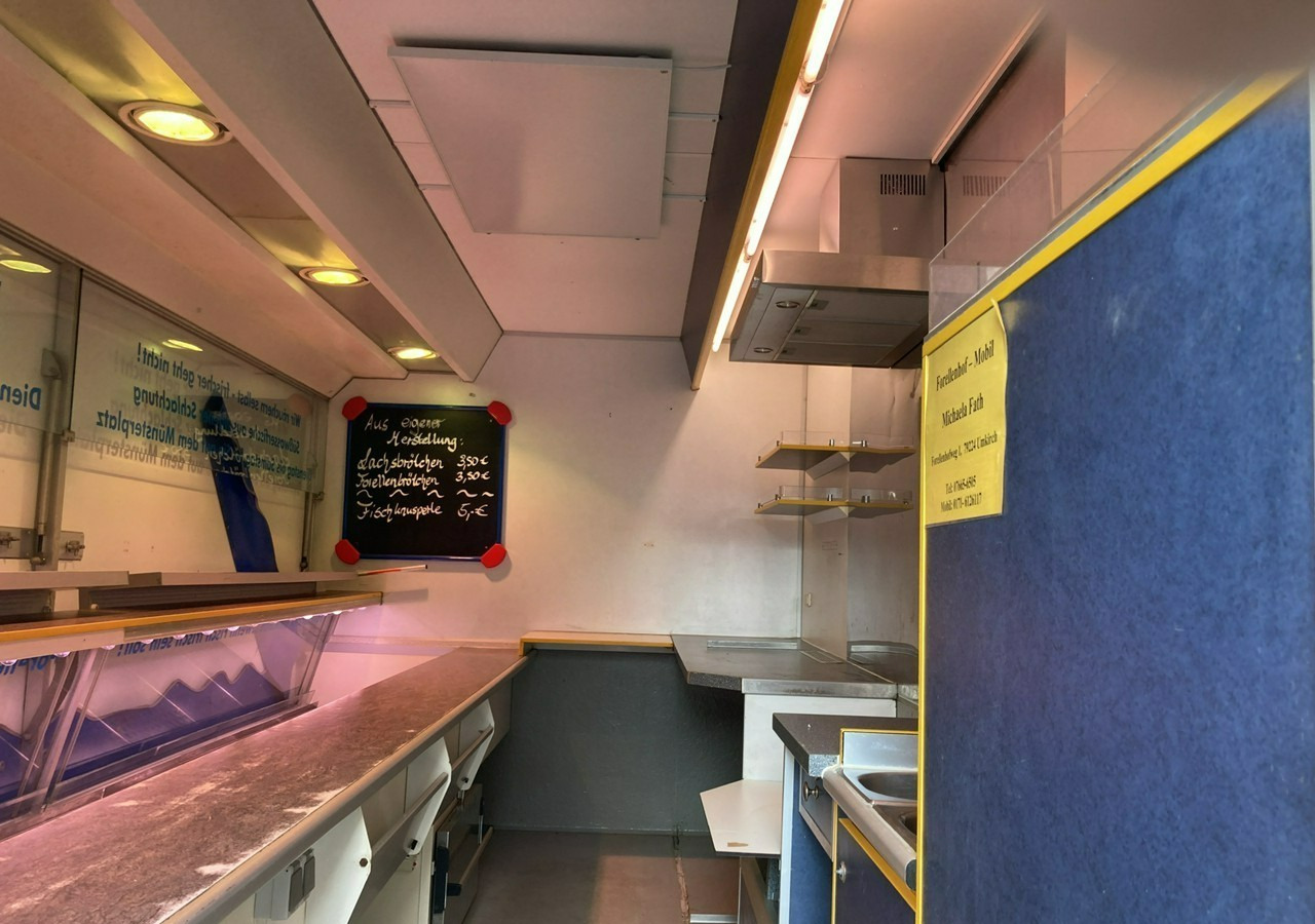 Inna Inny Autosklep wędlin Gastronomiczna food truck foodtruck sklep Klima199 - Торговий причіп: фото 2 Inna Inny Autosklep wędlin Gastronomiczna food truck foodtruck sklep Klima199 - Торговий причіп: фото 2