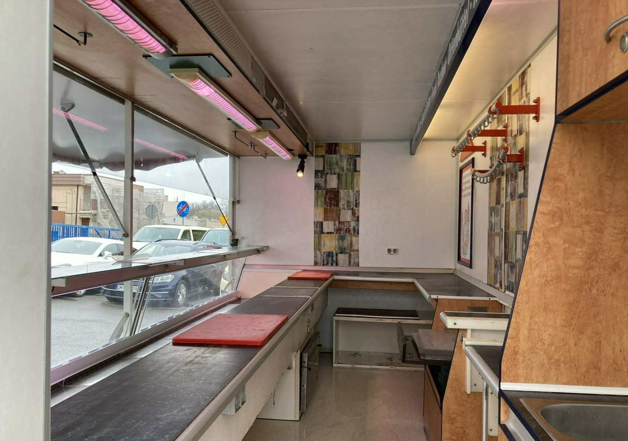 Inna Inny Autosklep wedlin Gastronomiczna food truck foodtruck sklep bar 2004 - Торговий причіп: фото 5 Inna Inny Autosklep wedlin Gastronomiczna food truck foodtruck sklep bar 2004 - Торговий причіп: фото 5