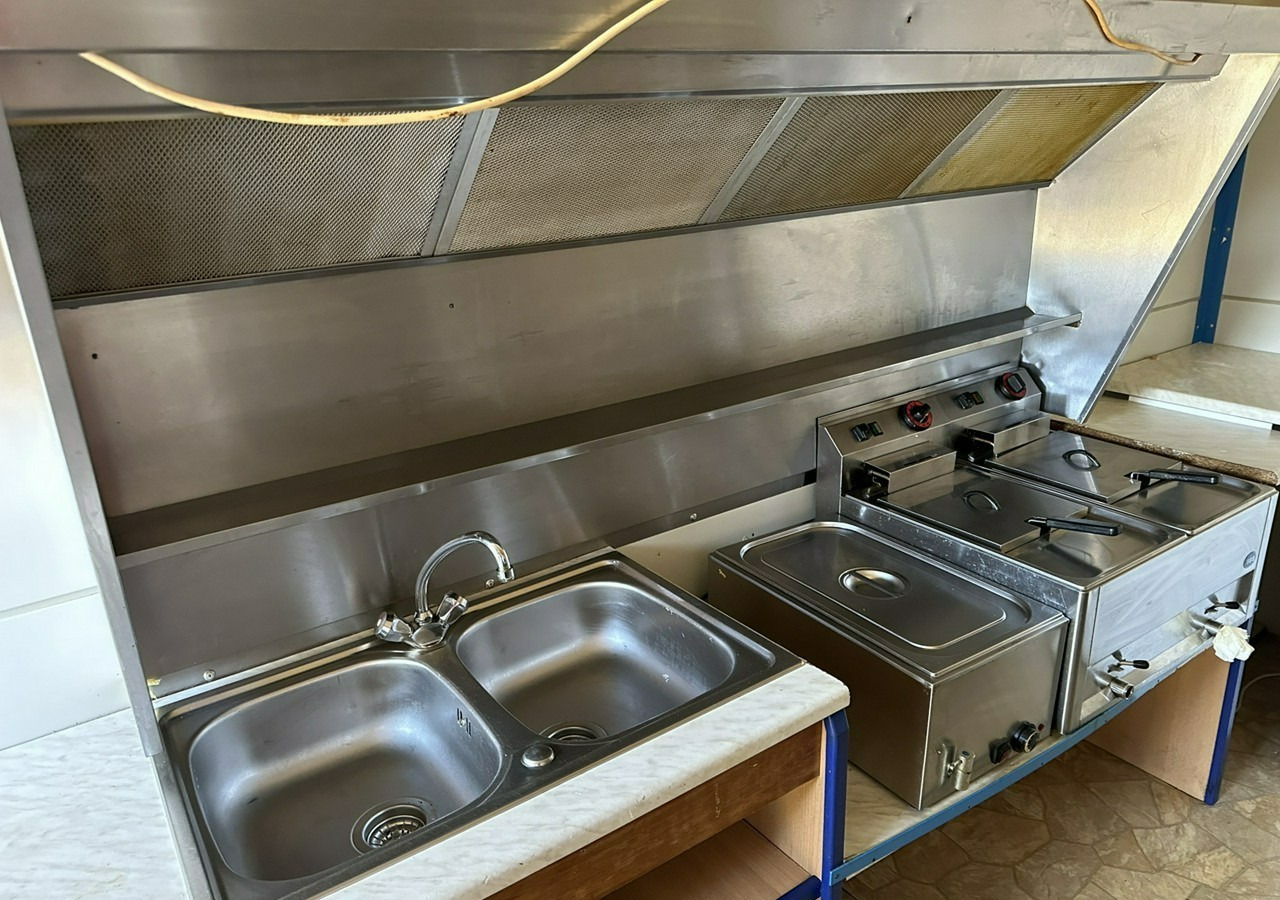 Inna Inny Smażalnia ryb Autosklep Gastronomiczna food truck foodtruck sklep 20 - Торговий причіп: фото 3 Inna Inny Smażalnia ryb Autosklep Gastronomiczna food truck foodtruck sklep 20 - Торговий причіп: фото 3