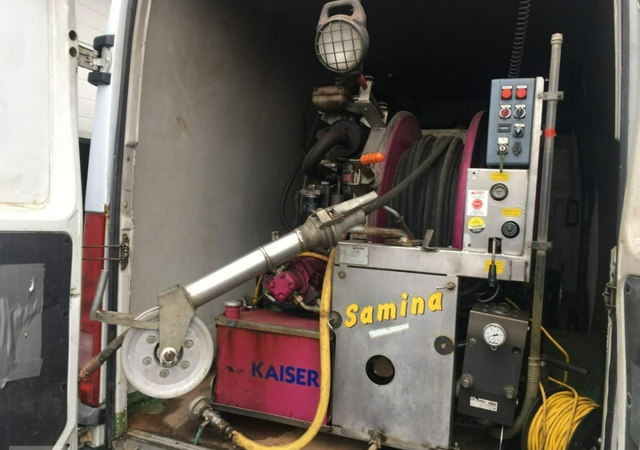 Iveco 35 Urządzenie Kanalizacja Wuko Asenizacyjny Kret - Комунальна/ Спеціальна техніка: фото 1 Iveco 35 Urządzenie Kanalizacja Wuko Asenizacyjny Kret - Комунальна/ Спеціальна техніка: фото 1
