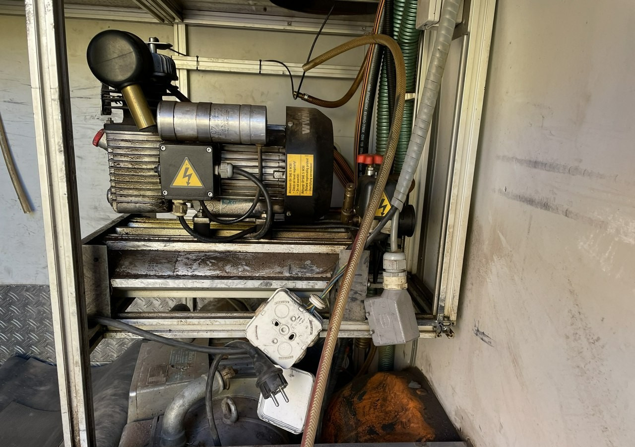 Mercedes-Benz Sprinter Sprinter Kanalizacja inspekcja kanałów wuko asenizacyjny Kamero wóz - Комунальна/ Спеціальна техніка, Суцільнометалевий фургон: фото 3 Mercedes-Benz Sprinter Sprinter Kanalizacja inspekcja kanałów wuko asenizacyjny Kamero wóz - Комунальна/ Спеціальна техніка, Суцільнометалевий фургон: фото 3