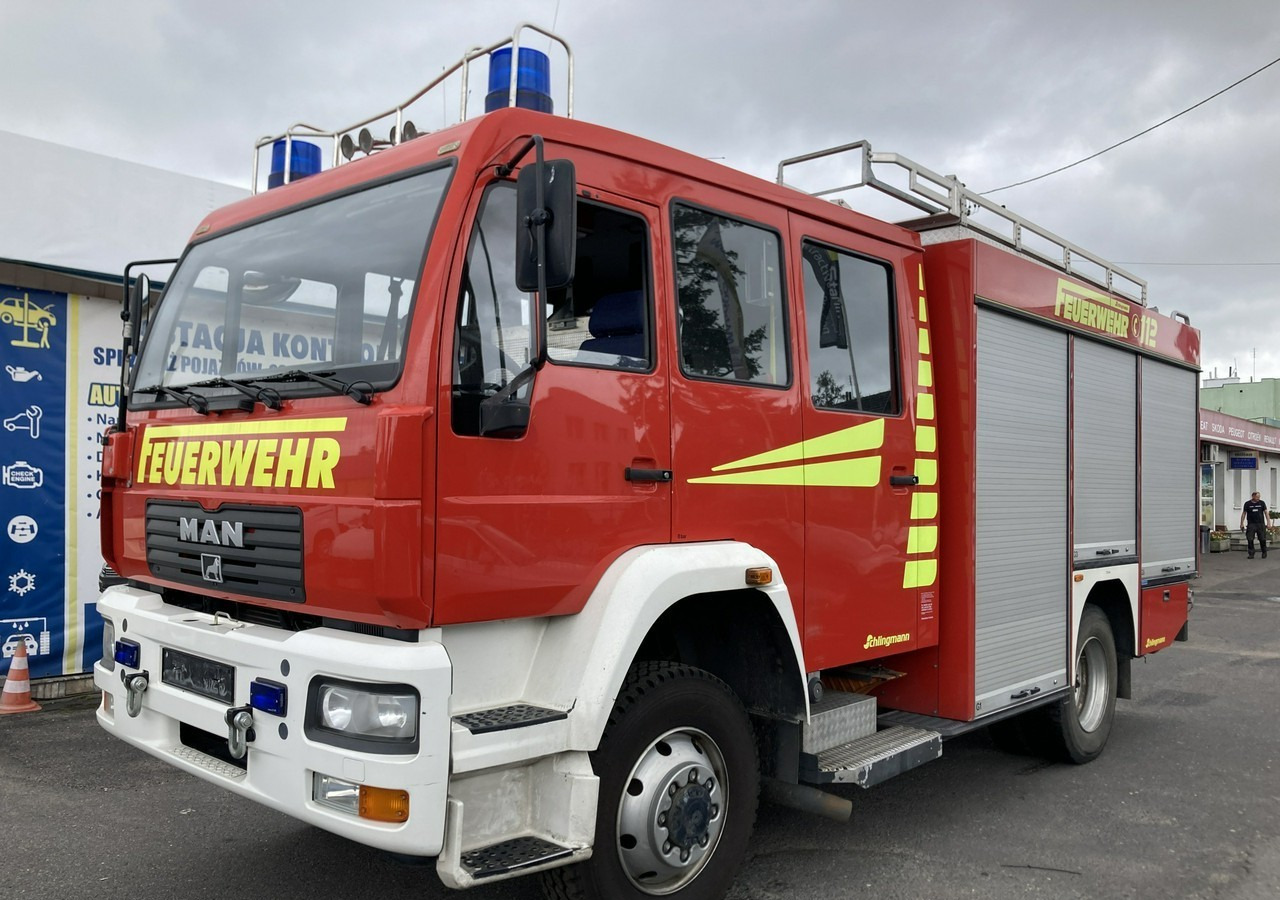 MAN Inny MAN MAN 15,250 Straż pożarna gaśnicza 9-osobowa 4X4 Wóz strażacki 2003 - Пожежна машина: фото 1 MAN Inny MAN MAN 15,250 Straż pożarna gaśnicza 9-osobowa 4X4 Wóz strażacki 2003 - Пожежна машина: фото 1