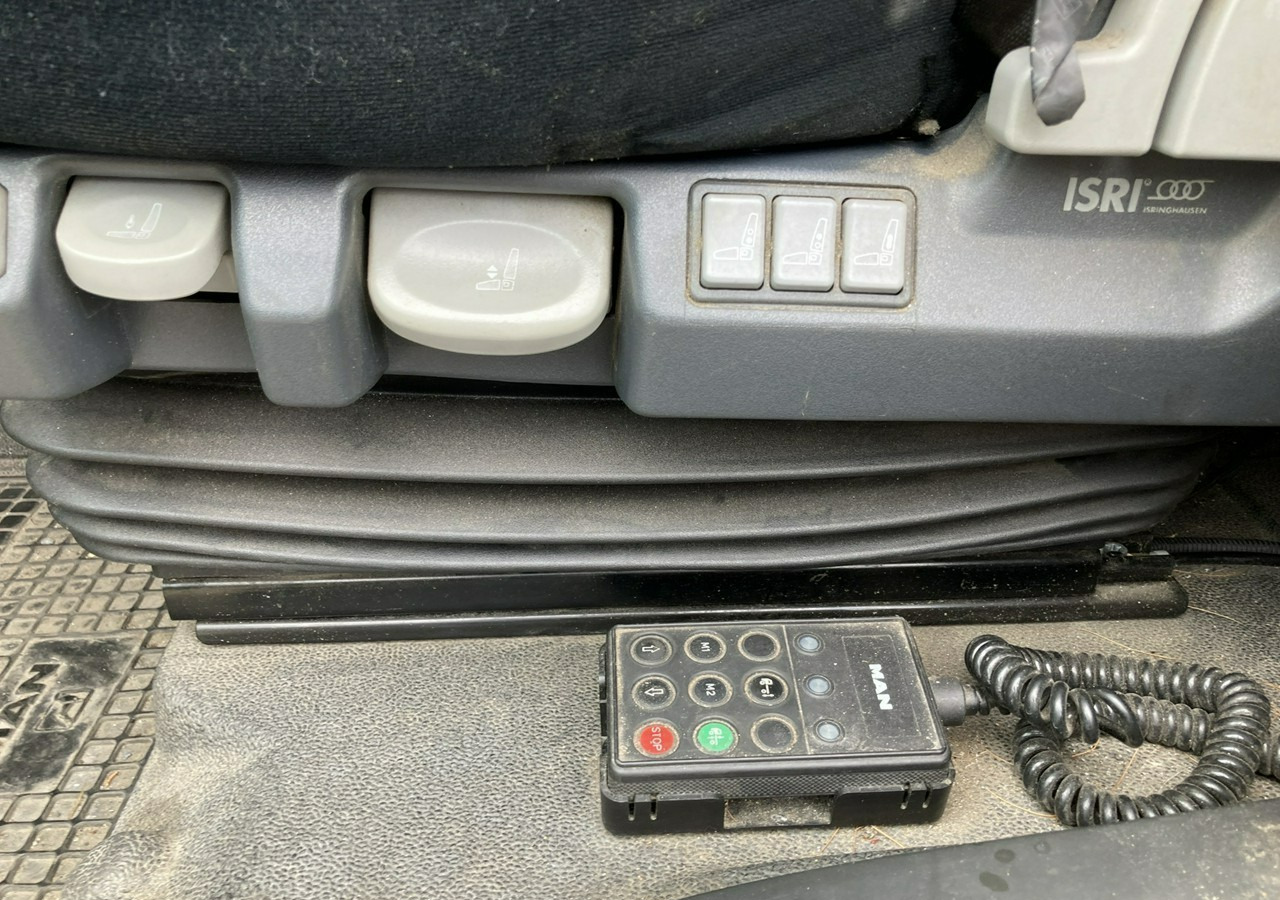 Тентований фургон MAN Inny MAN MAN TGL 12.220 Skrzynia firana Plandeka hydro klapa 2014: фото 8 Тентований фургон MAN Inny MAN MAN TGL 12.220 Skrzynia firana Plandeka hydro klapa 2014: фото 8