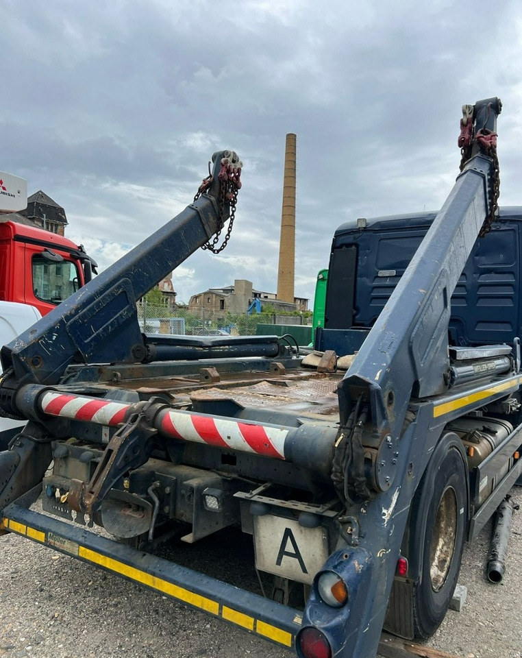 MAN Inny MAN Man TGX 18.400 Bramowiec hakowiec Meiler Model 2012 - Скіповий навантажувач вантажівка: фото 3 MAN Inny MAN Man TGX 18.400 Bramowiec hakowiec Meiler Model 2012 - Скіповий навантажувач вантажівка: фото 3