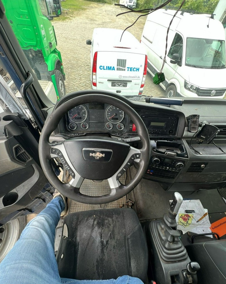 MAN Inny MAN Man TGX 18.400 Bramowiec hakowiec Meiler Model 2012 - Скіповий навантажувач вантажівка: фото 5 MAN Inny MAN Man TGX 18.400 Bramowiec hakowiec Meiler Model 2012 - Скіповий навантажувач вантажівка: фото 5