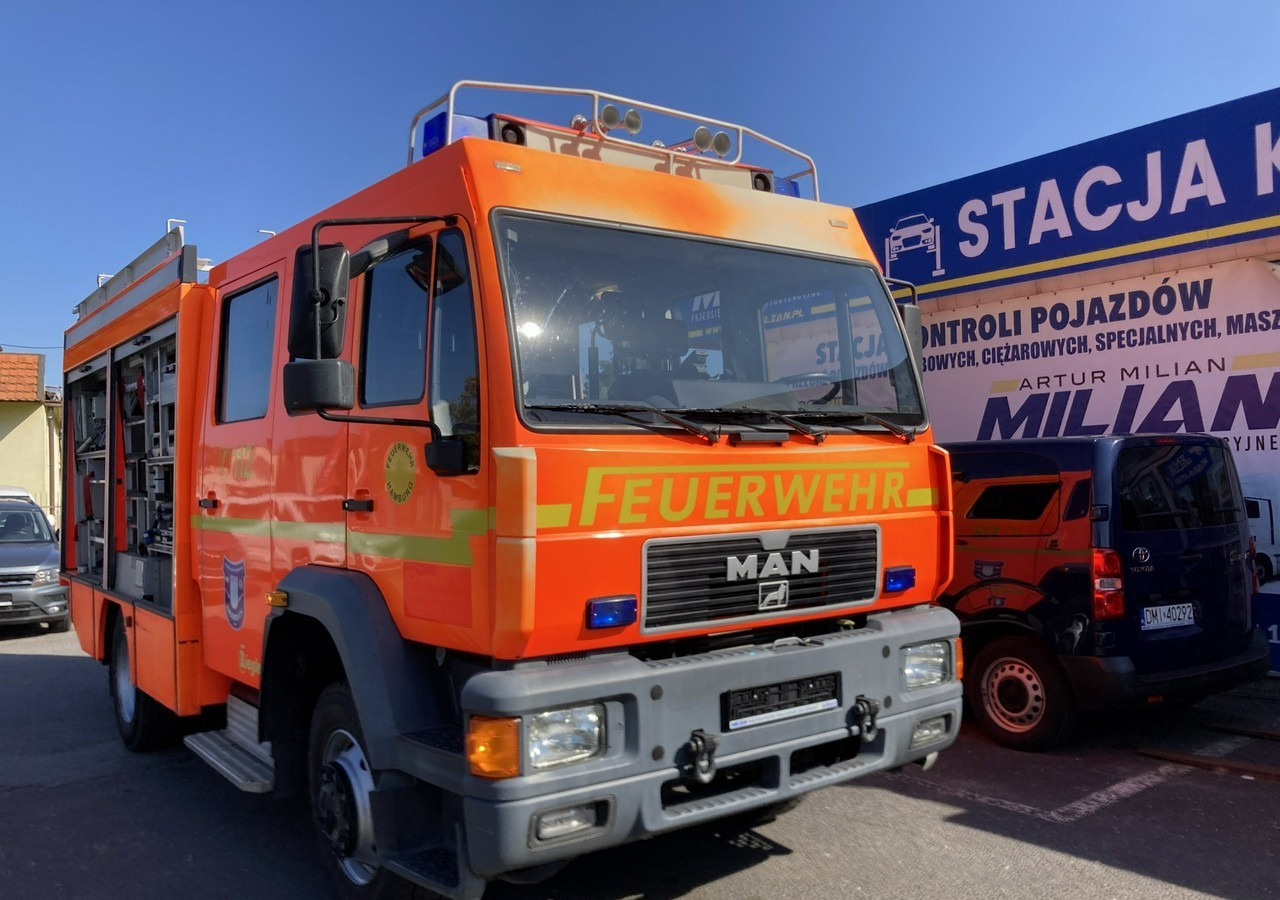MAN MAN 15,250 Straż pożarna gaśnicza 9-osobowa 4X4 Wóz strażacki MAN 15,250 Straż pożarna gaśnicza 9-osobowa 4X4 Wóz strażacki - Пожежна машина: фото 4 MAN MAN 15,250 Straż pożarna gaśnicza 9-osobowa 4X4 Wóz strażacki MAN 15,250 Straż pożarna gaśnicza 9-osobowa 4X4 Wóz strażacki - Пожежна машина: фото 4