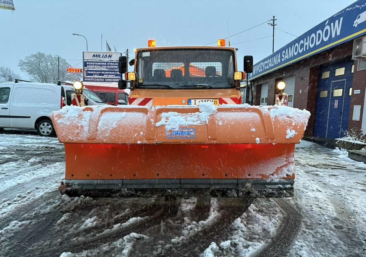 Mercedes-Benz Inny Mercedes-Benz Mercedes Vario 815 Wywrotka 4X4 2004 Pług posypywarka odśnieżarka - Снігоприбиральна машина: фото 3 Mercedes-Benz Inny Mercedes-Benz Mercedes Vario 815 Wywrotka 4X4 2004 Pług posypywarka odśnieżarka - Снігоприбиральна машина: фото 3
