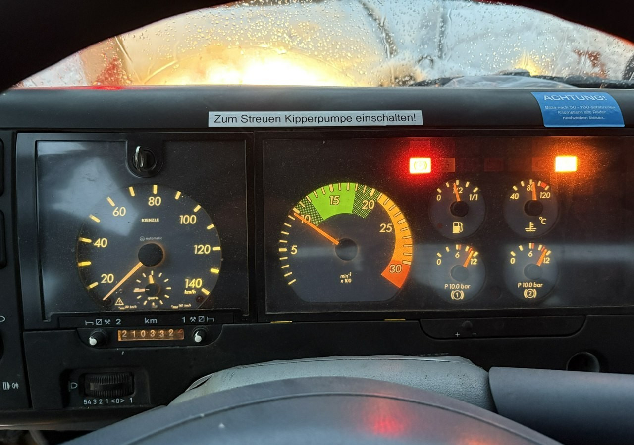 Mercedes-Benz Inny Mercedes-Benz Mercedes Vario 815 Wywrotka 4X4 2004 Pług posypywarka odśnieżarka - Снігоприбиральна машина: фото 5 Mercedes-Benz Inny Mercedes-Benz Mercedes Vario 815 Wywrotka 4X4 2004 Pług posypywarka odśnieżarka - Снігоприбиральна машина: фото 5