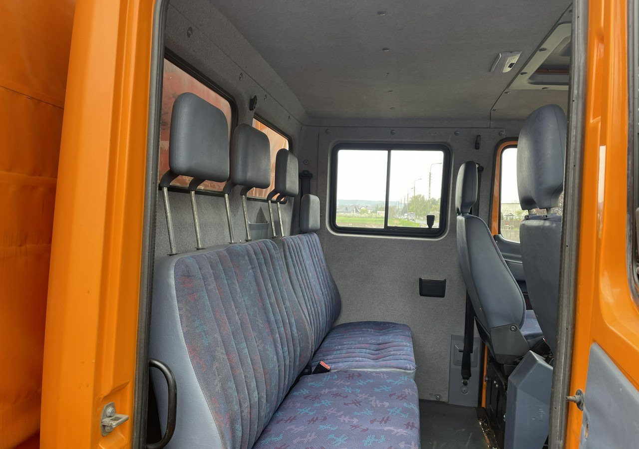 Тентована вантажівка Mercedes-Benz Inny Mercedes-Benz Vario 614 Brygadówka skrzynia plandeka 6-oso doka dokka 2004: фото 11