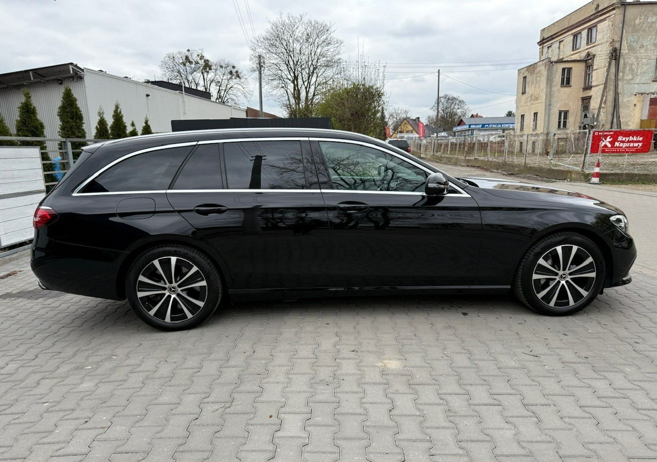 Mercedes-Benz Klasa E E300de EQ-Power Hybrid 50km na prądzie 2.0d 306KM Avantgarde Panoram - Легковий автомобіль: фото 5 Mercedes-Benz Klasa E E300de EQ-Power Hybrid 50km na prądzie 2.0d 306KM Avantgarde Panoram - Легковий автомобіль: фото 5