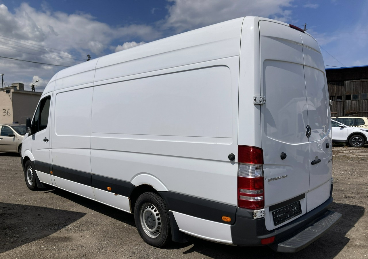 Суцільнометалевий фургон Mercedes-Benz Sprinter Sprinter 313CDI Max 2015: фото 8