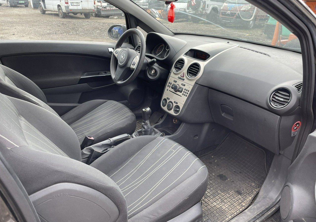 Opel Corsa D Opel Corsa 1,2-16V 80KM Klima 2008 - Хетчбек: фото 2 Opel Corsa D Opel Corsa 1,2-16V 80KM Klima 2008 - Хетчбек: фото 2