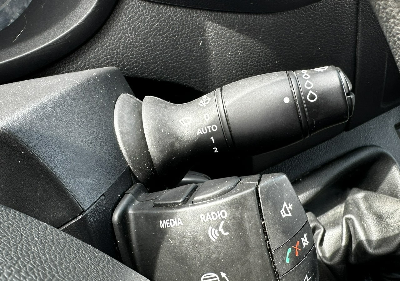 Суцільнометалевий фургон Opel Movano Opel Movano Max Długi Max Wysoki Klima Model 2021: фото 15 Суцільнометалевий фургон Opel Movano Opel Movano Max Długi Max Wysoki Klima Model 2021: фото 15