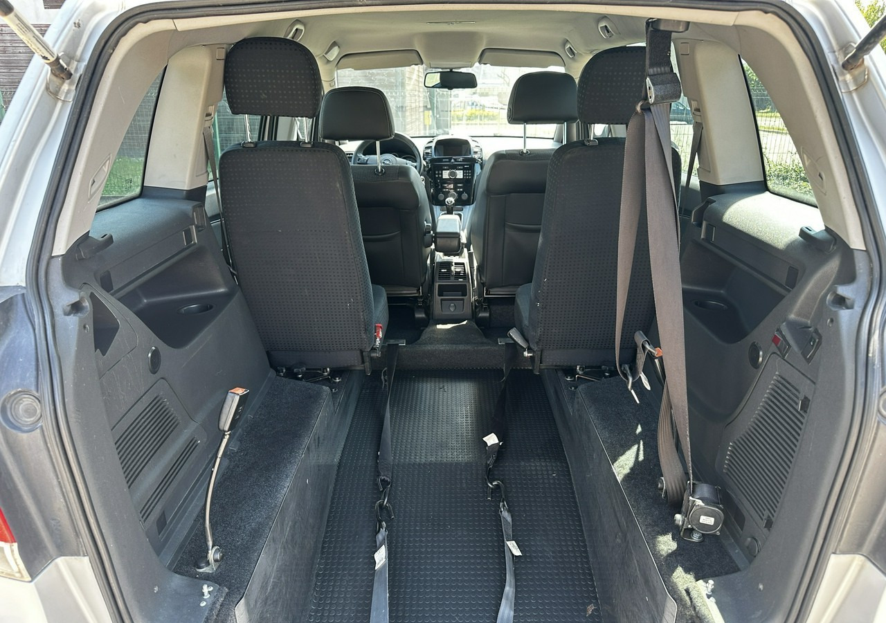Легковий автомобіль Opel Zafira B Opel Zafira do przewozu osób Niepełnosprawnych inwalida rampa: фото 17