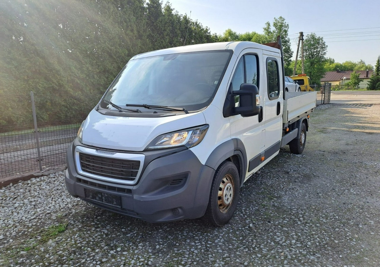 Peugeot Boxer Peugeot Boxer 2.0-130KM klima dokka Brygadówka doka 122tkm 2017 - Легка бортова вантажівка: фото 1 Peugeot Boxer Peugeot Boxer 2.0-130KM klima dokka Brygadówka doka 122tkm 2017 - Легка бортова вантажівка: фото 1