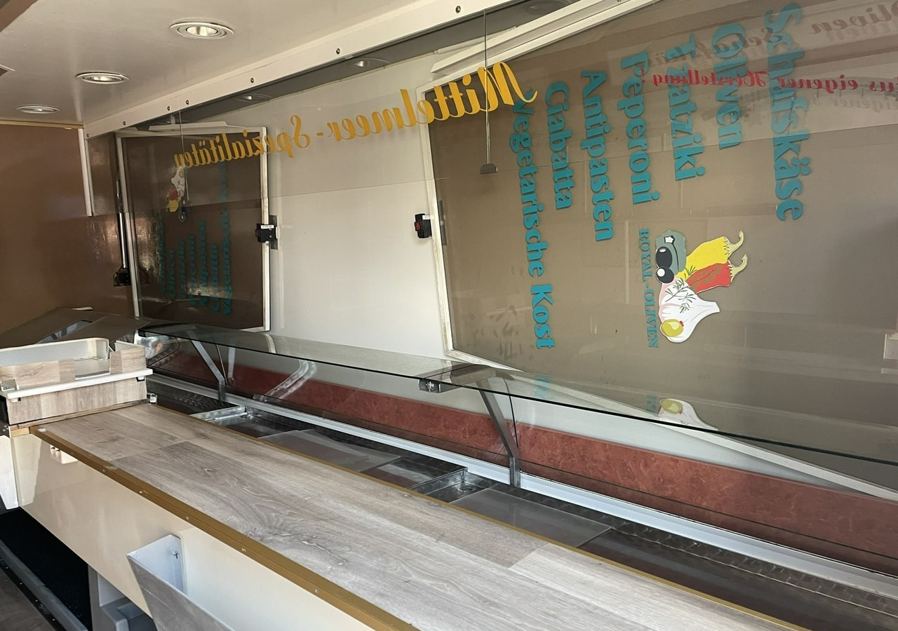 Renault Master Autosklep Wędlin RybGastronomiczny Food Truck Foodtruck Sklep bar 20 - Торговий вантажівка: фото 4 Renault Master Autosklep Wędlin RybGastronomiczny Food Truck Foodtruck Sklep bar 20 - Торговий вантажівка: фото 4