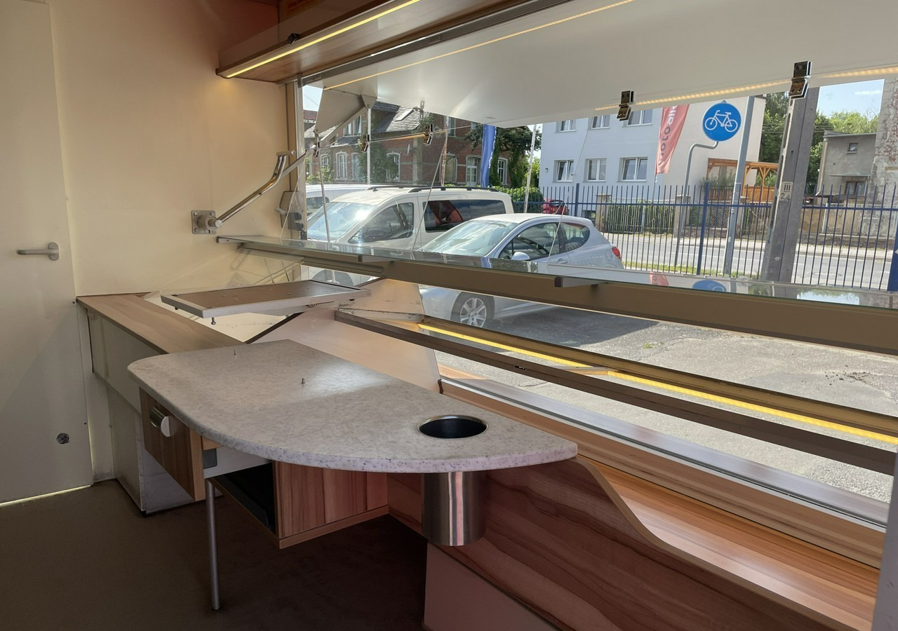Renault Master Autosklep pieczywa Gastronomiczny Food Truck Foodtruck Sklep Borco20 - Торговий вантажівка: фото 5 Renault Master Autosklep pieczywa Gastronomiczny Food Truck Foodtruck Sklep Borco20 - Торговий вантажівка: фото 5