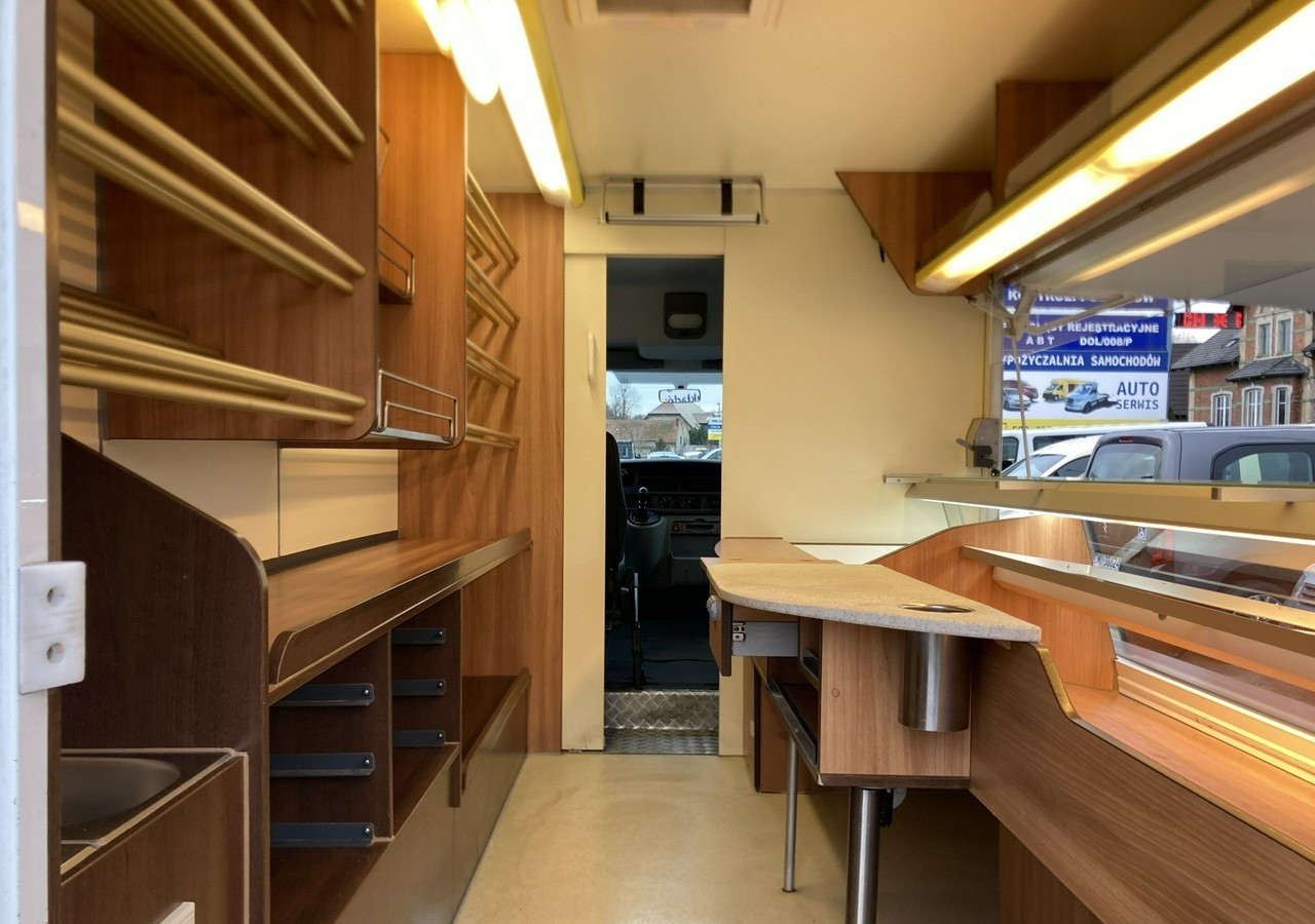 Renault Master Autosklep pieczywa Gastronomiczny Food Truck Foodtruck sklep Borco20 - Торговий вантажівка: фото 2 Renault Master Autosklep pieczywa Gastronomiczny Food Truck Foodtruck sklep Borco20 - Торговий вантажівка: фото 2