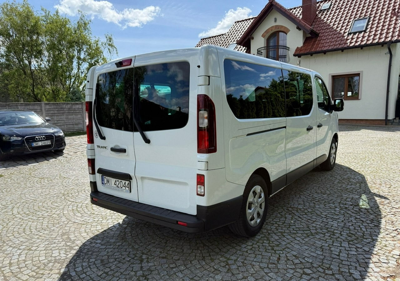 Renault Trafic III 2.0dci 110KM L2H1 LONG 9-osobowy 2xKlima Navi Kamera 2022 - Легковий автомобіль: фото 3 Renault Trafic III 2.0dci 110KM L2H1 LONG 9-osobowy 2xKlima Navi Kamera 2022 - Легковий автомобіль: фото 3