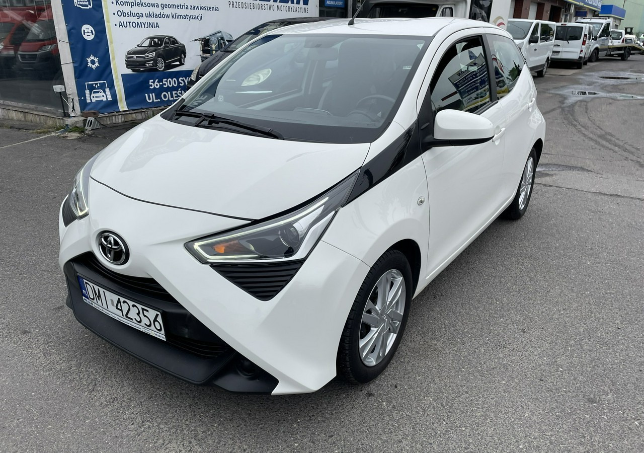 Toyota Aygo II Toyota Aygo 1.0 VVT-i JBL Edition bezyna+LPG Salon PL 2020 - Хетчбек: фото 1 Toyota Aygo II Toyota Aygo 1.0 VVT-i JBL Edition bezyna+LPG Salon PL 2020 - Хетчбек: фото 1