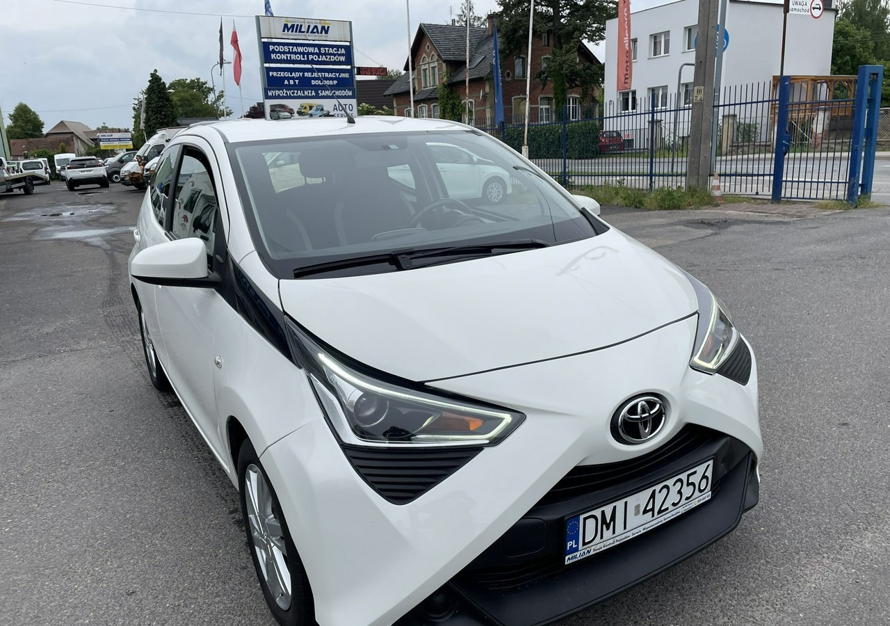 Toyota Aygo II Toyota Aygo 1.0 VVT-i JBL Edition bezyna+LPG Salon PL 2020 - Хетчбек: фото 4 Toyota Aygo II Toyota Aygo 1.0 VVT-i JBL Edition bezyna+LPG Salon PL 2020 - Хетчбек: фото 4
