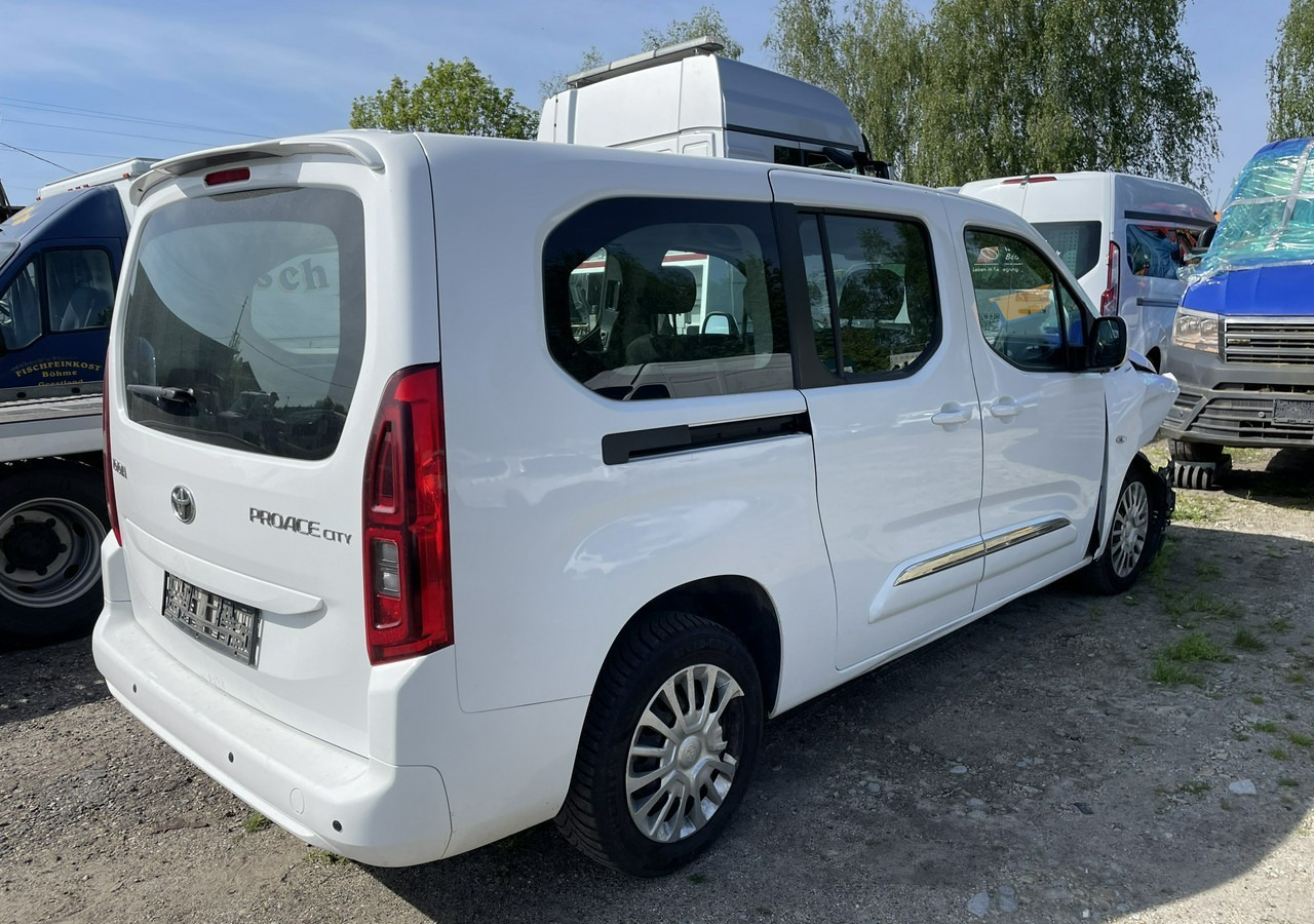 Toyota ProAce Proace City Verso Toyota Proace City Verso Long 1.5 D-4D Business 2021Salon - Легковий автомобіль: фото 2 Toyota ProAce Proace City Verso Toyota Proace City Verso Long 1.5 D-4D Business 2021Salon - Легковий автомобіль: фото 2