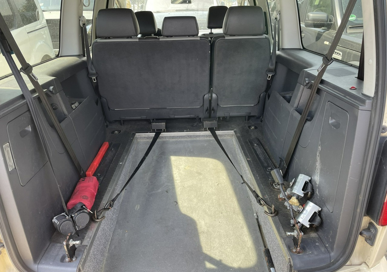 Легковий автомобіль Volkswagen Caddy III Caddy do przewozu Niepełnosprawnych inwalida rampa 2015: фото 18